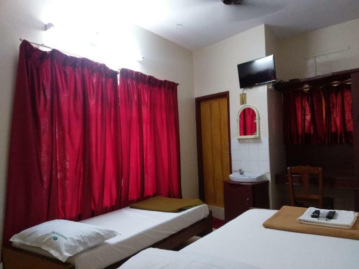 Anandan Tourist Home Варкала Экстерьер фото