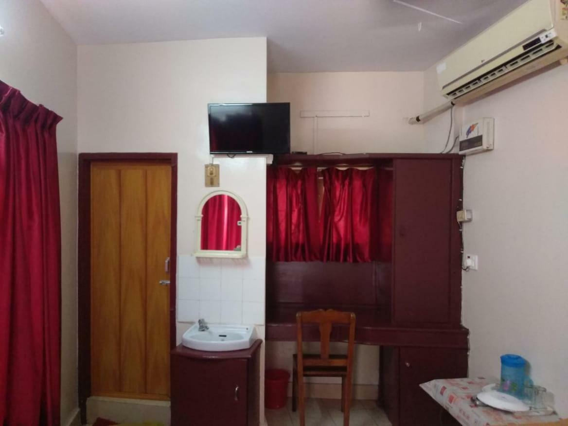 Anandan Tourist Home Варкала Экстерьер фото