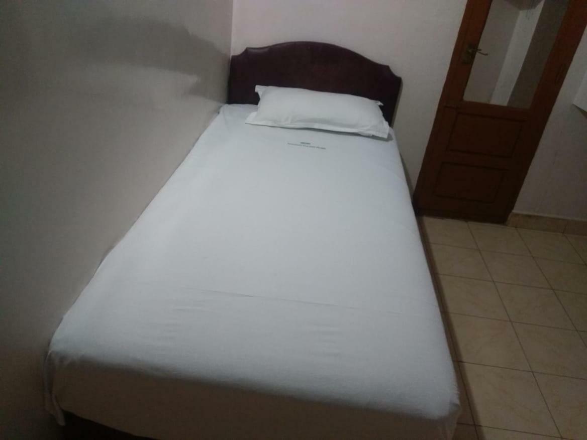 Anandan Tourist Home Варкала Экстерьер фото