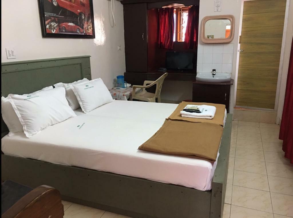 Anandan Tourist Home Варкала Экстерьер фото