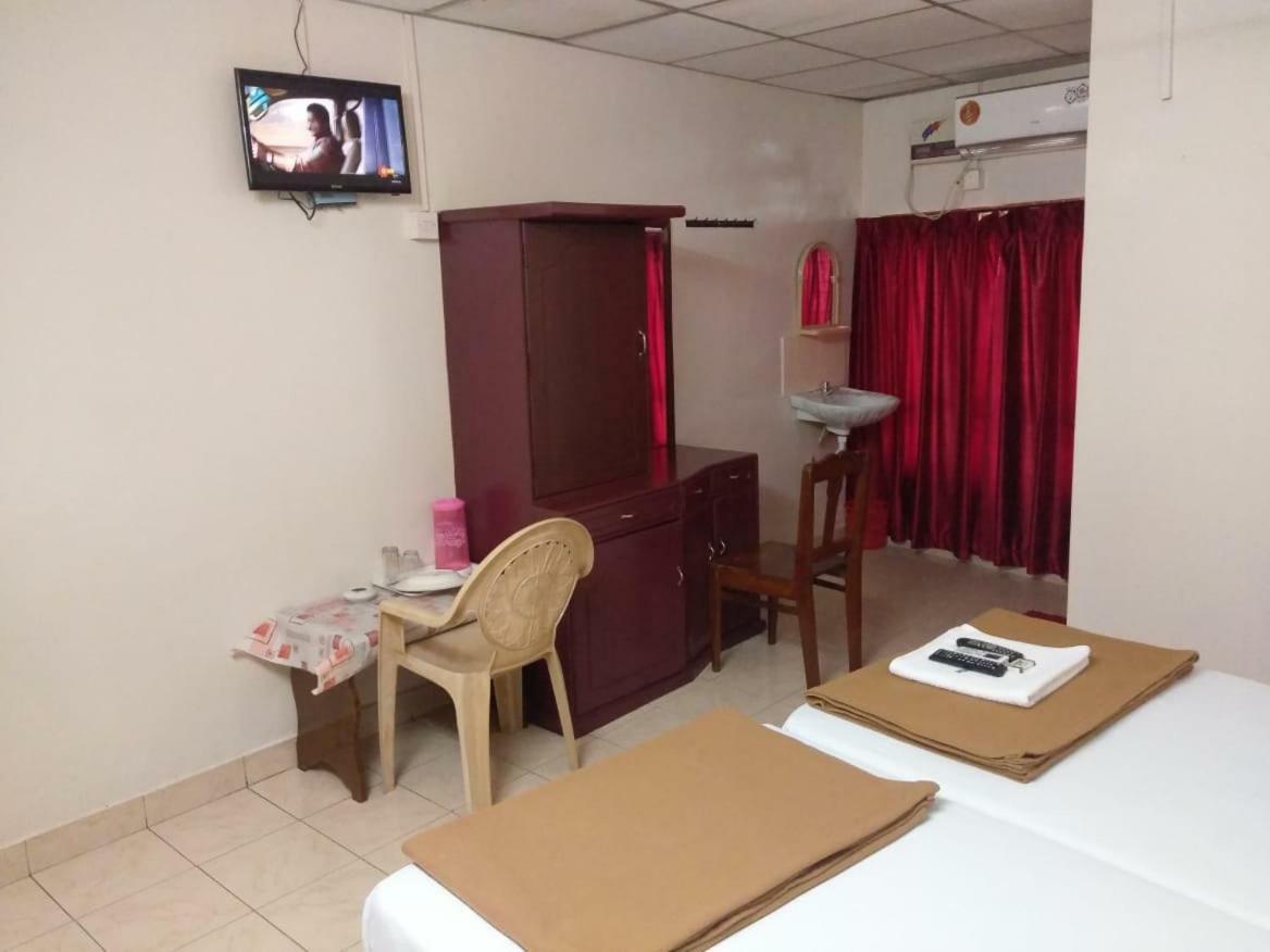 Anandan Tourist Home Варкала Экстерьер фото