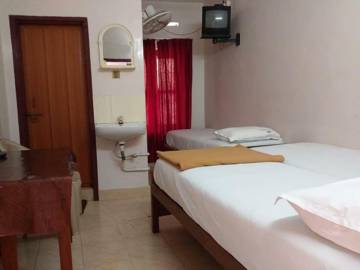 Anandan Tourist Home Варкала Экстерьер фото