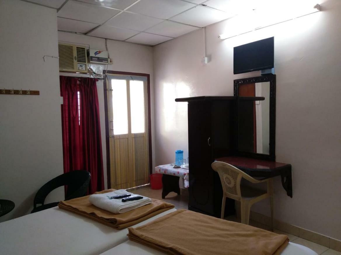 Anandan Tourist Home Варкала Экстерьер фото